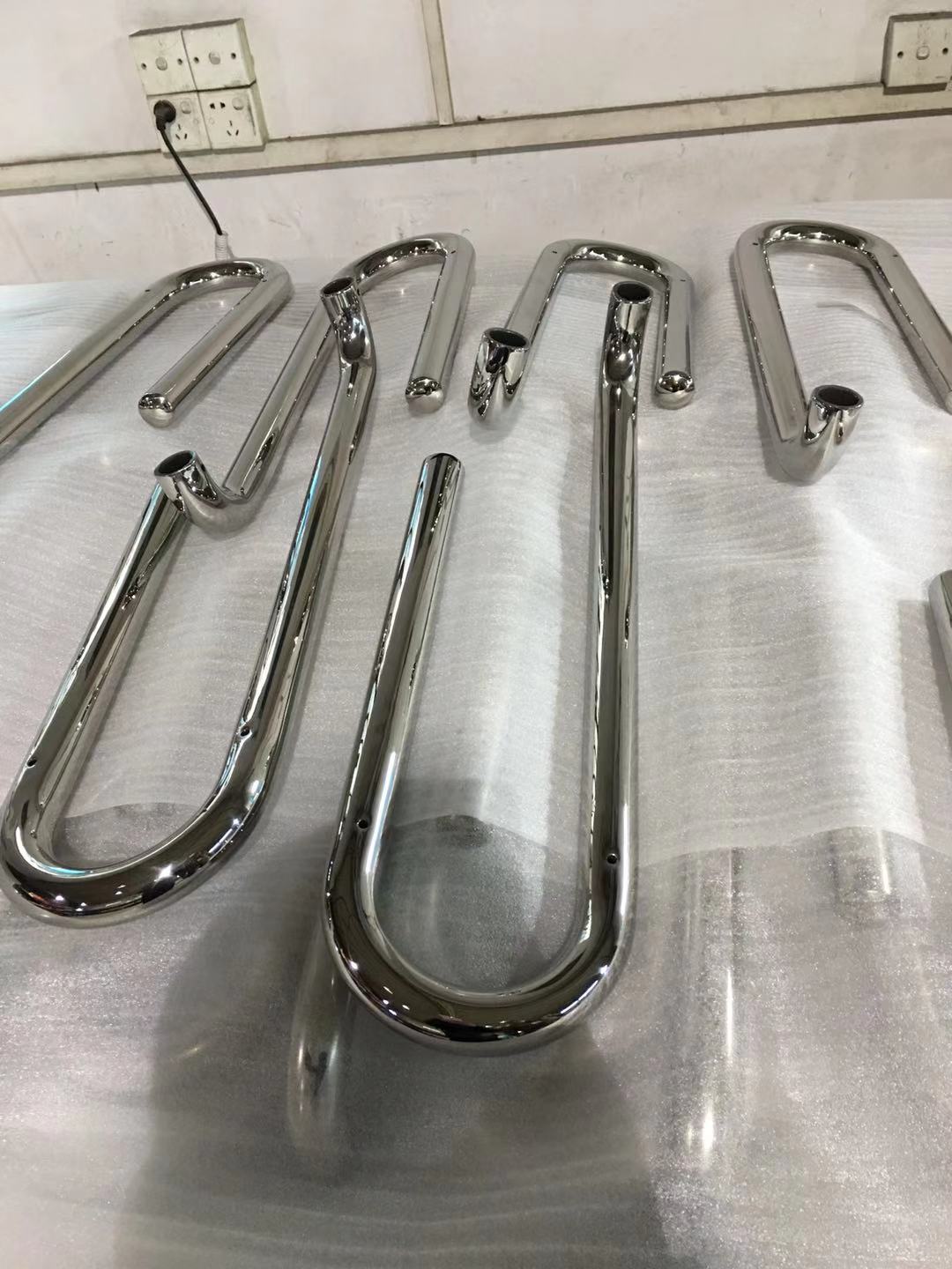 必赢登陆入口镜面卫浴管2.jpg