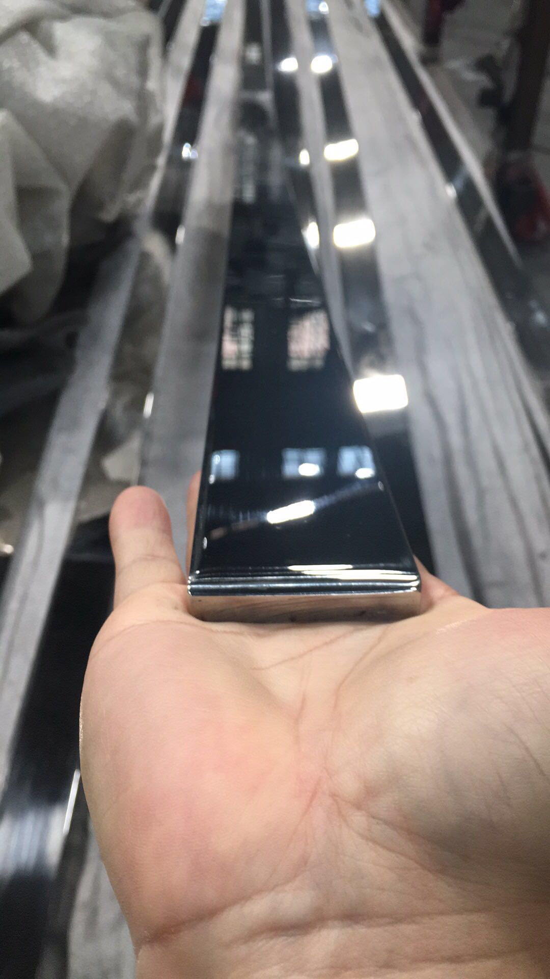 必赢登陆入口镜面扁钢 1 .jpg