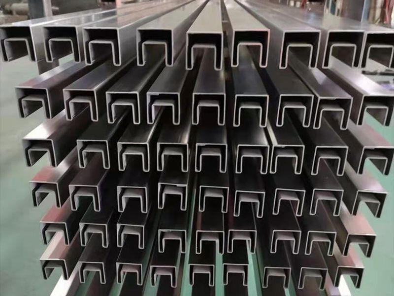 关于对影响必赢登陆入口凹槽管粘附堵塞和表面粗糙度的因素进行实验研究